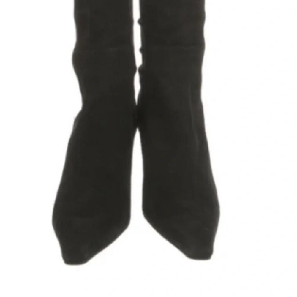 Stuart Weitzman  Size 10 black suede  boots over the knee with stretch
